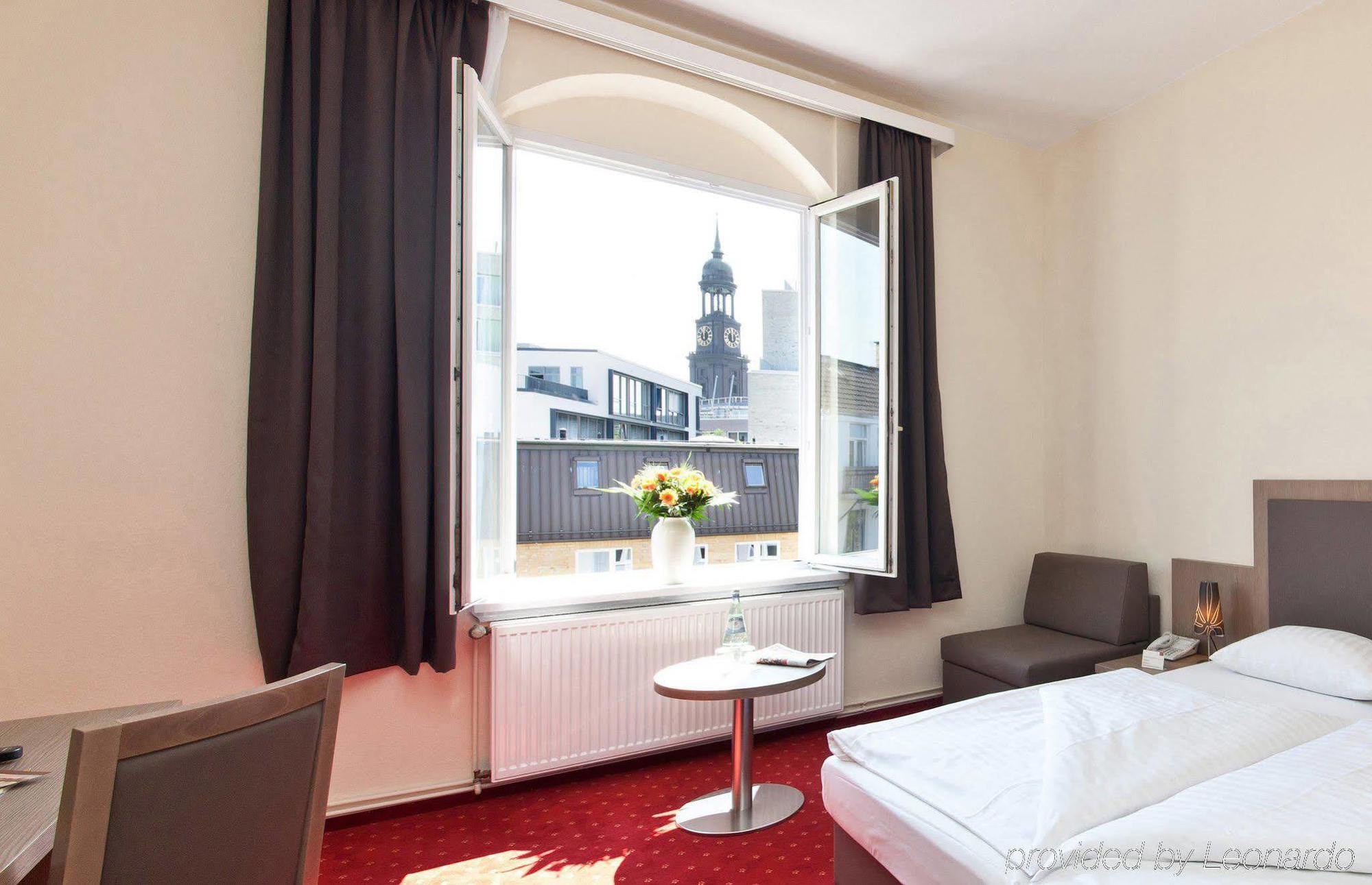 Hotel Holstenwall Hamburg Neustadt Esterno foto